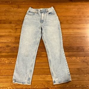 Abercrombie Curve Love The 90’s Straight. Ultra high rise.